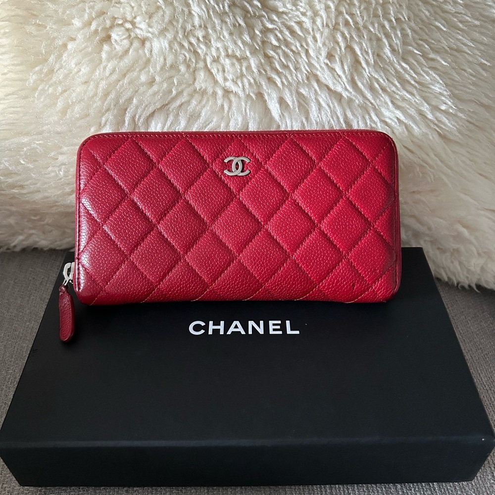 Chanel Red Long Caviar Quilted Zippy Wallet